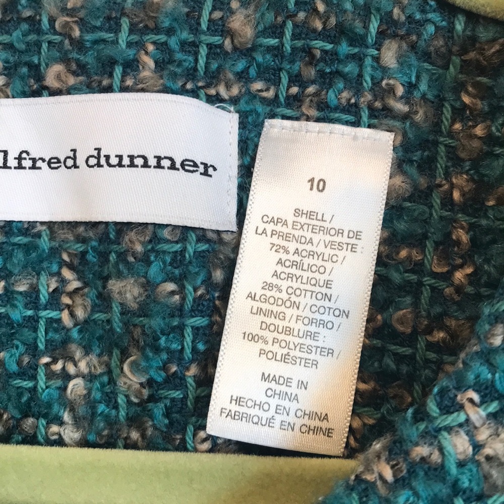 Ladies jacket - Picture 2 of 4